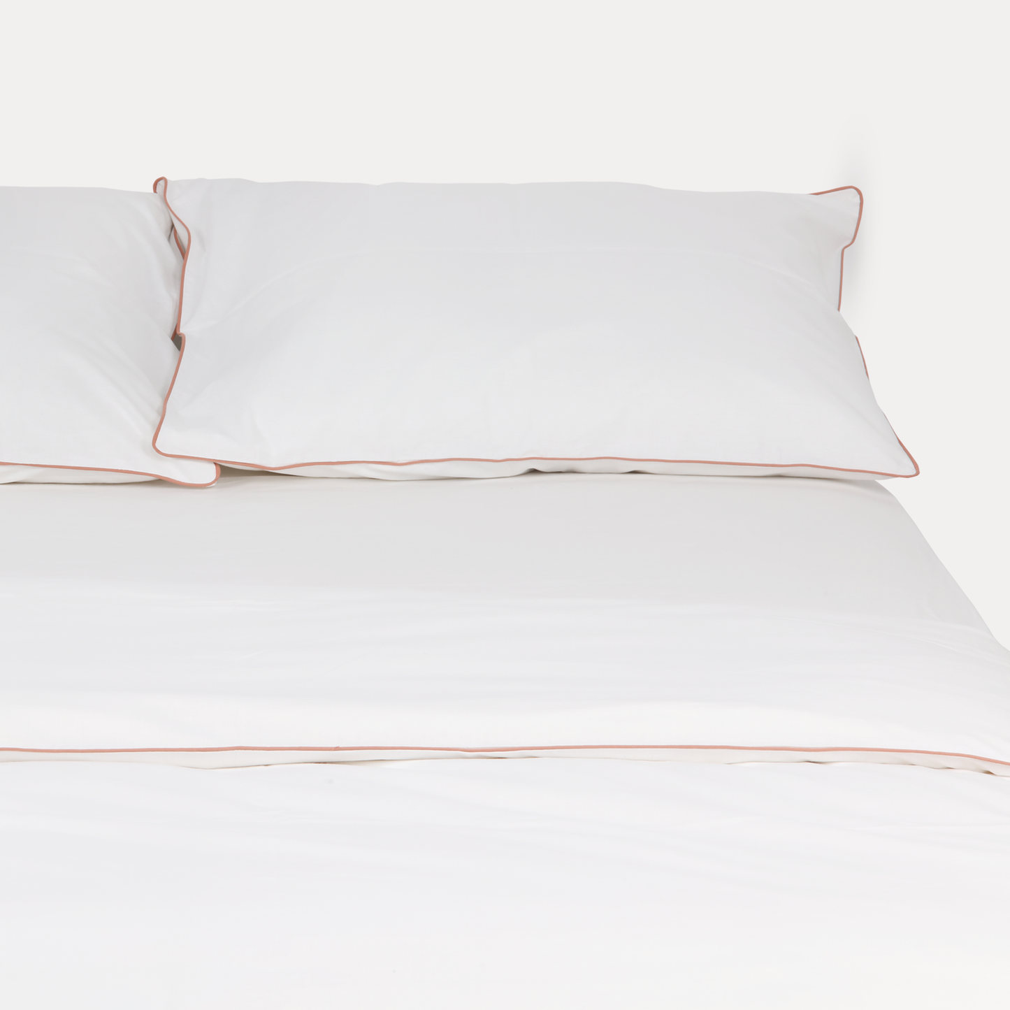 Classic Percale - Core Bedding Set - White with Peach Piped Edge