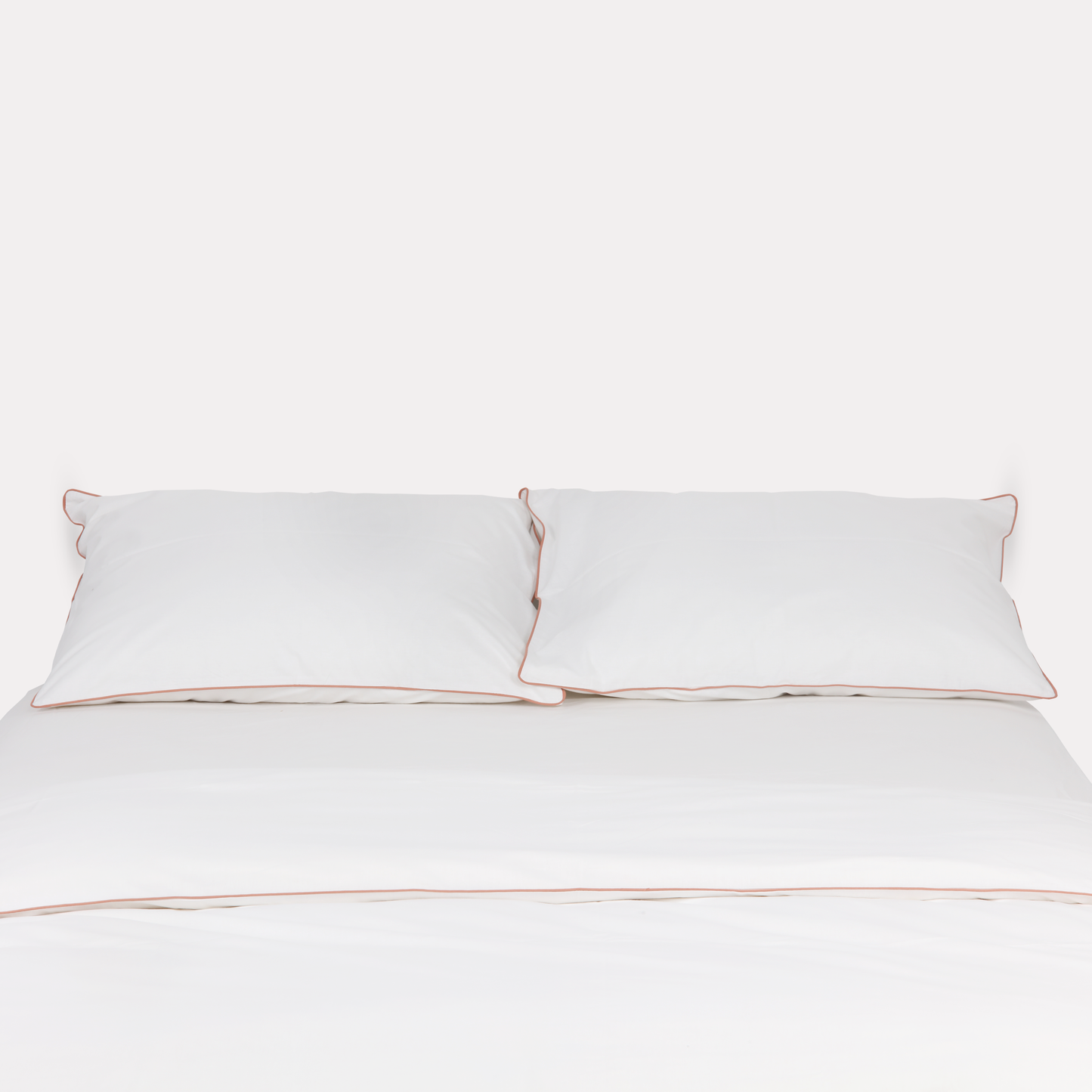 Classic Percale Pillowcase 2pcs- White with Peach Pipe Edge